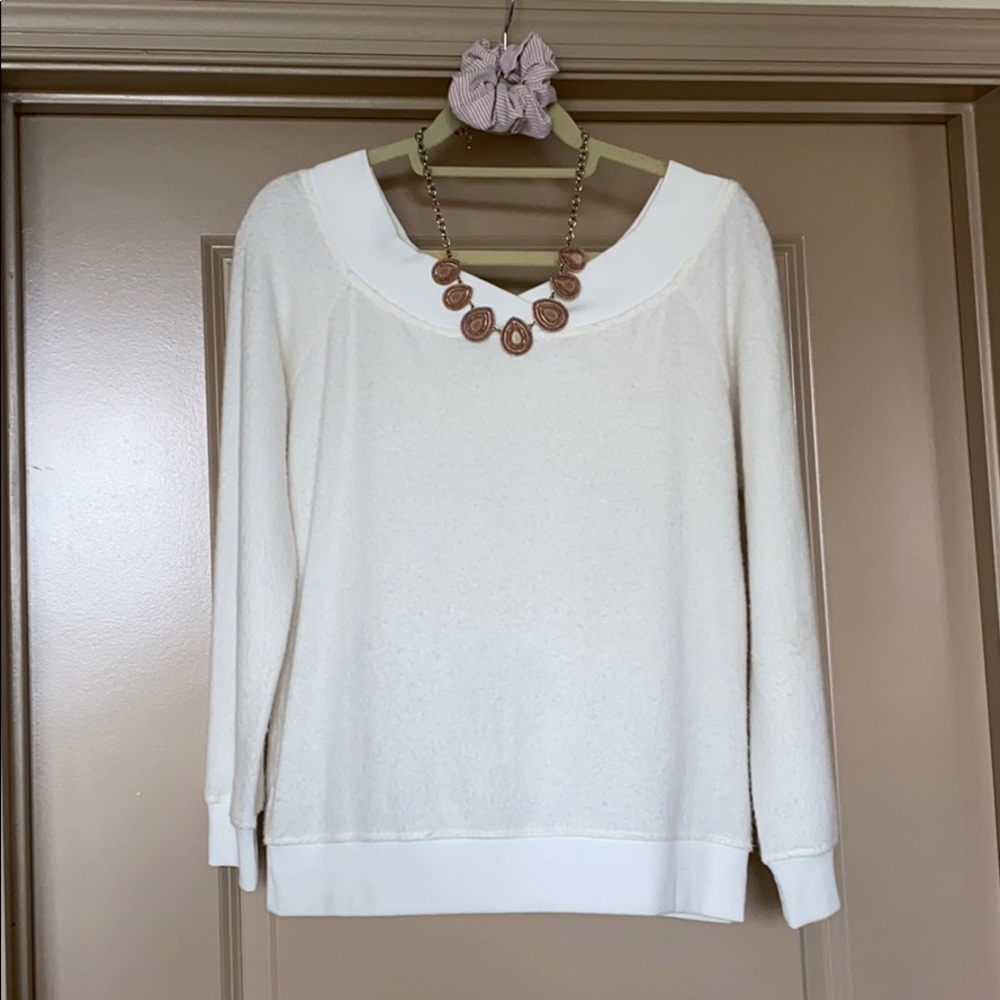 Beautiful Cream/White Off-the-shoulder Sweater